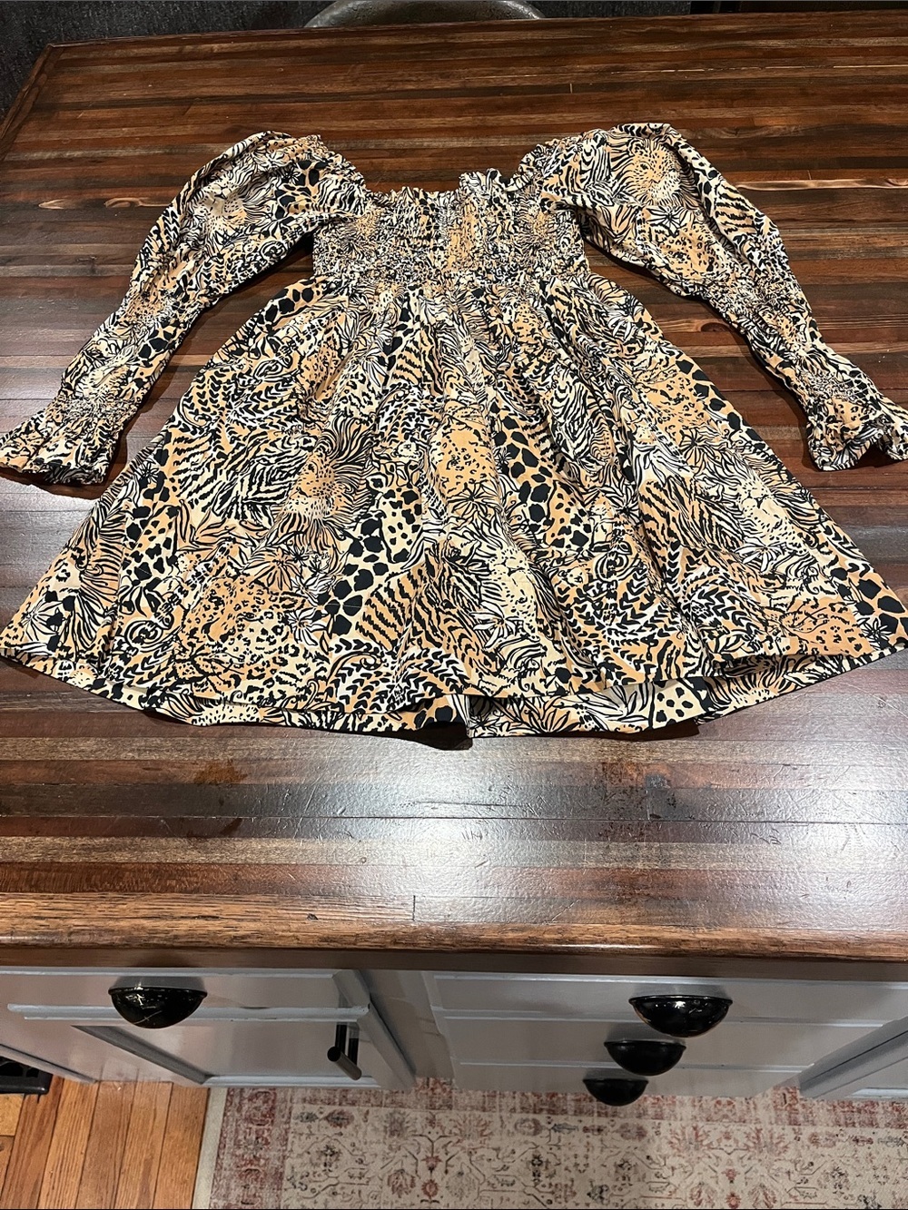 Lily Pulitzer Animal Print Smocked Dress - Tan & Black medium - Picture 5 of 5